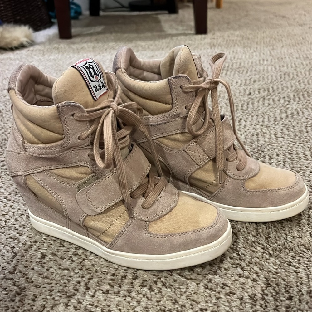 ASH Suede Wedge Sneakers. Beige Size EUR 38. Condition is Used.